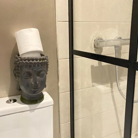 The Hide Away Apartman *