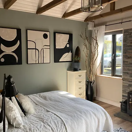 The Hide Away Apartment